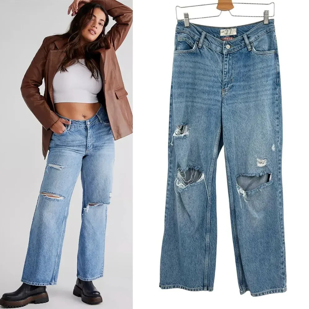 Free People CRVY Fever Pitch Boyfriend Jeans Medium Wash Distressed Size 27
